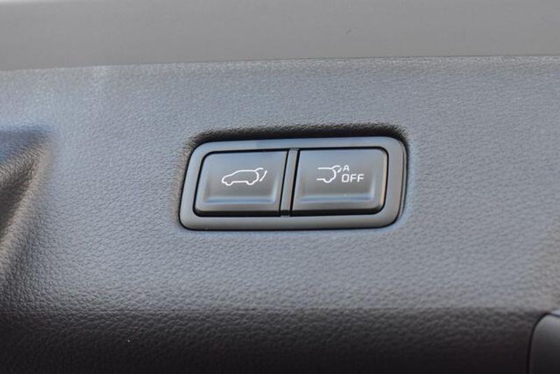 New 2026 Kia Carnival EXImage 19
