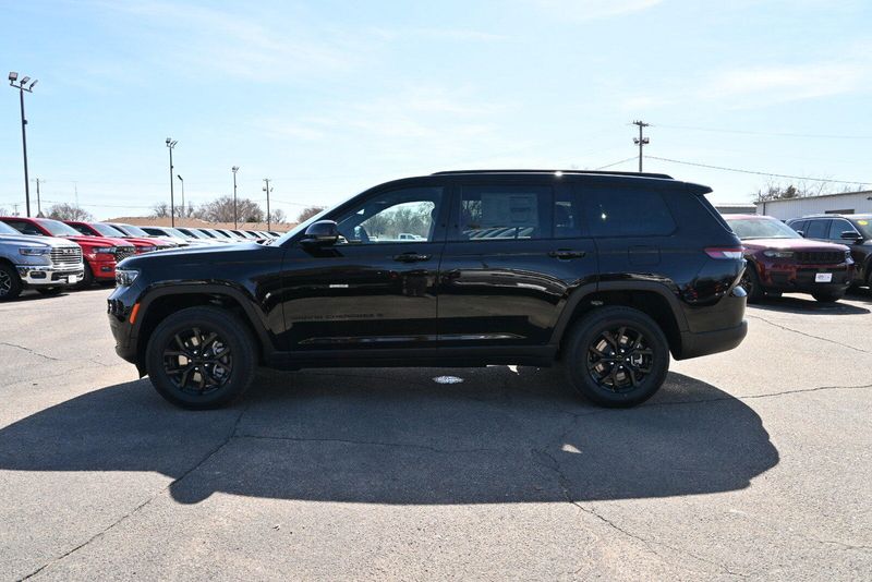 2025 Jeep Grand Cherokee L Altitude XImage 5
