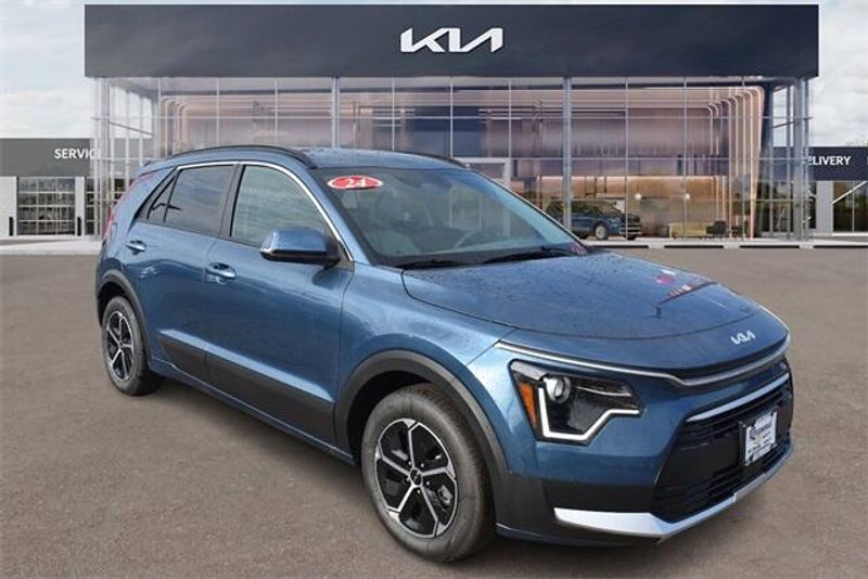 2024 Kia Niro EXImage 1