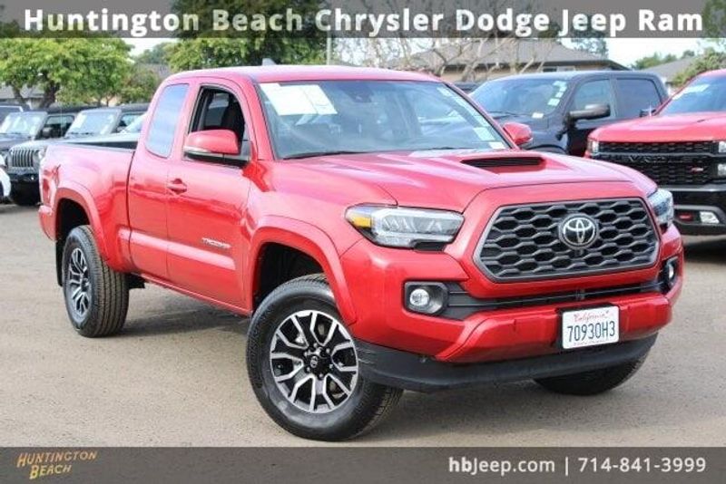 2022 Toyota Tacoma TRD SportImage 1