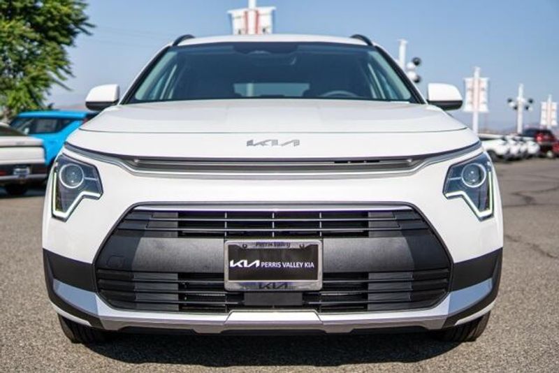 2025 Kia Niro EXImage 2