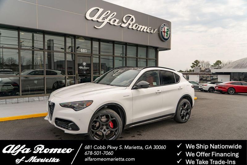 2025 Alfa Romeo Stelvio