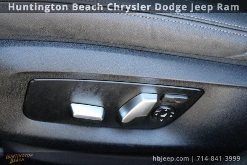 2023 BMW 5 Series 530e IperformanceImage 32