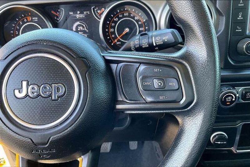 Used 2021 Jeep Wrangler Unlimited WillysImage 19