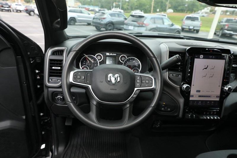 2025 RAM 2500 Tradesman Regular Cab 4x4 8