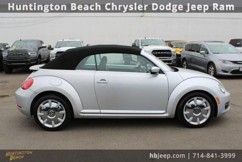 2016 Volkswagen Beetle 1.8T SELImage 3