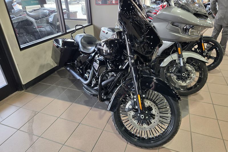 2018 HARLEY STREET GLIDE SPECIAL 
