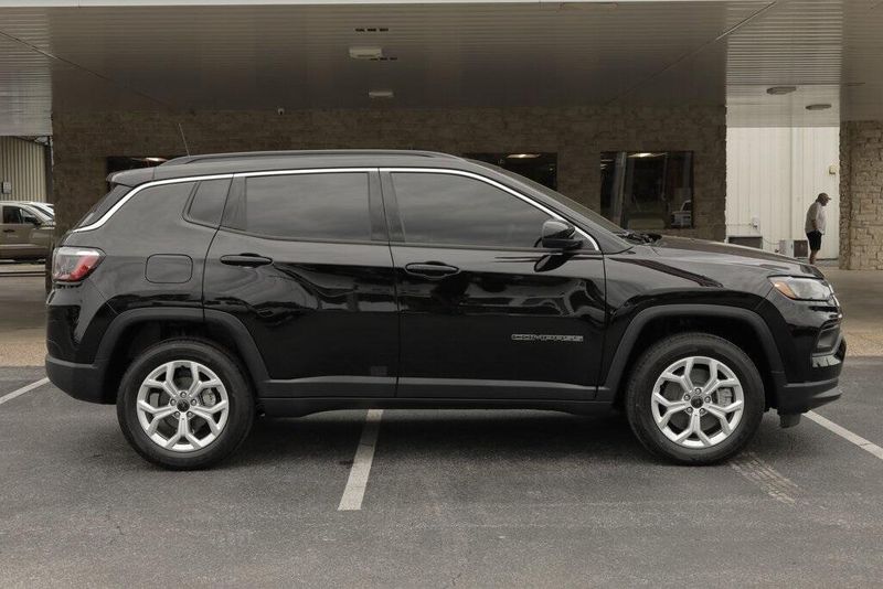 2025 Jeep Compass Latitude 4x4Image 9