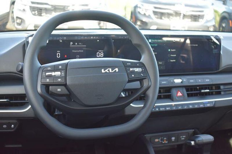New 2026 Kia K4 LXSImage 17