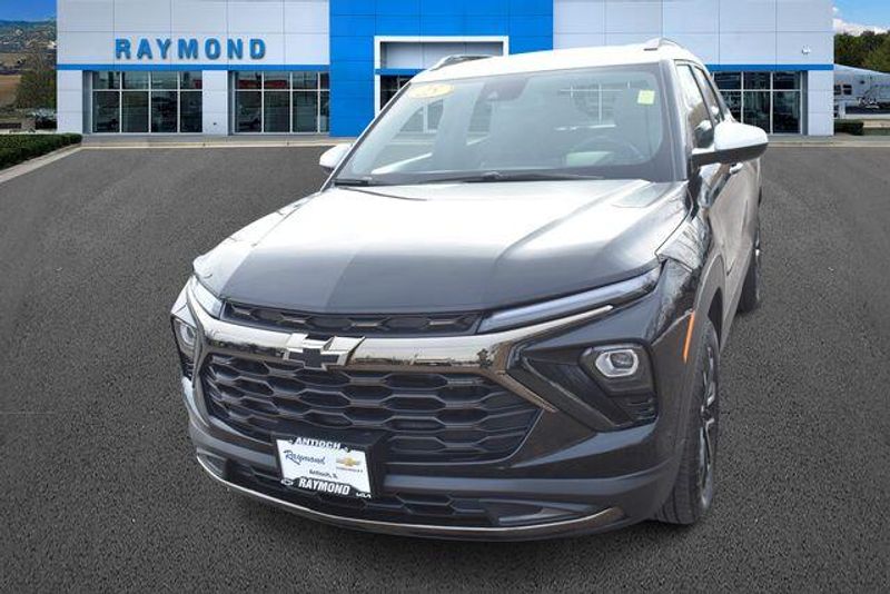 Used 2025 Chevrolet TrailBlazer ActivImage 8
