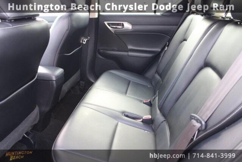 2017 Lexus CT 200hImage 31