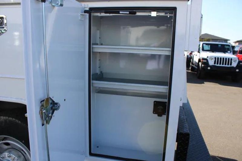 2023 RAM 2500 Tradesman Regular Cab Harbor BodyImage 10