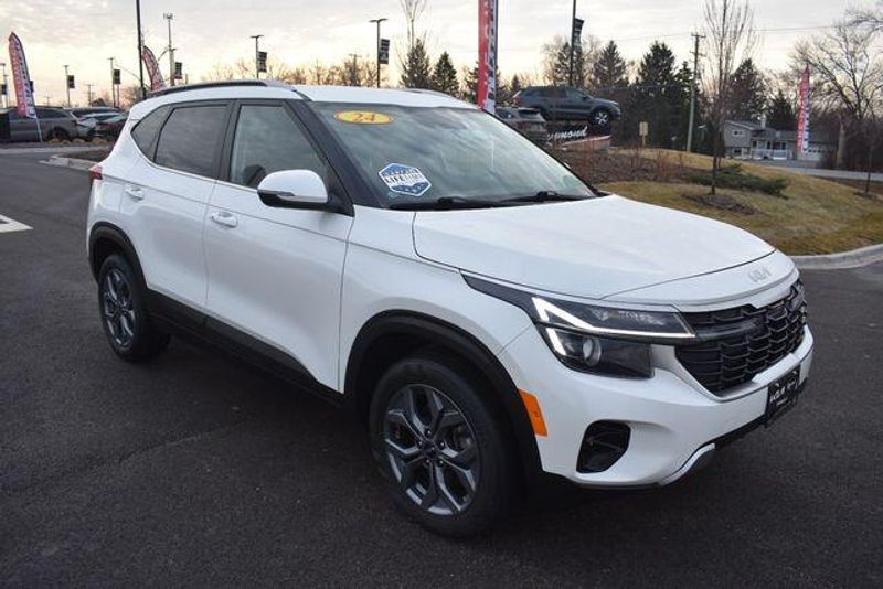 Used 2024 Kia Seltos SImage 10
