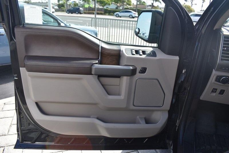 2019 Ford F-150 LimitedImage 17