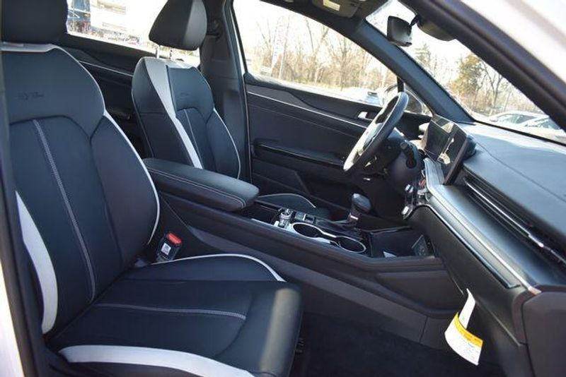 New 2026 Kia K5 GT-LineImage 13