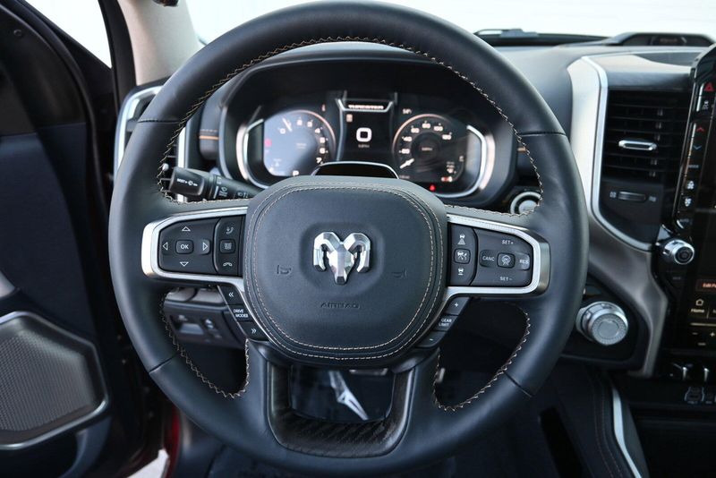2025 RAM 1500 TungstenImage 37