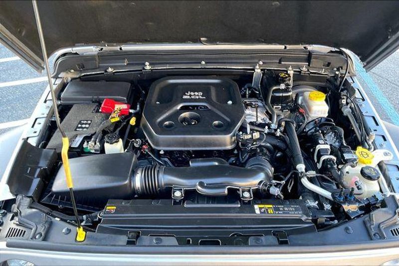 Used 2021 Jeep Wrangler Unlimited Sport SImage 9