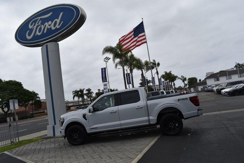 New 2025 Ford F-150 PlatinumImage 35
