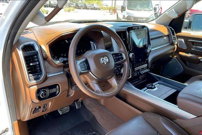 Used 2023 RAM 1500 LimitedImage 14