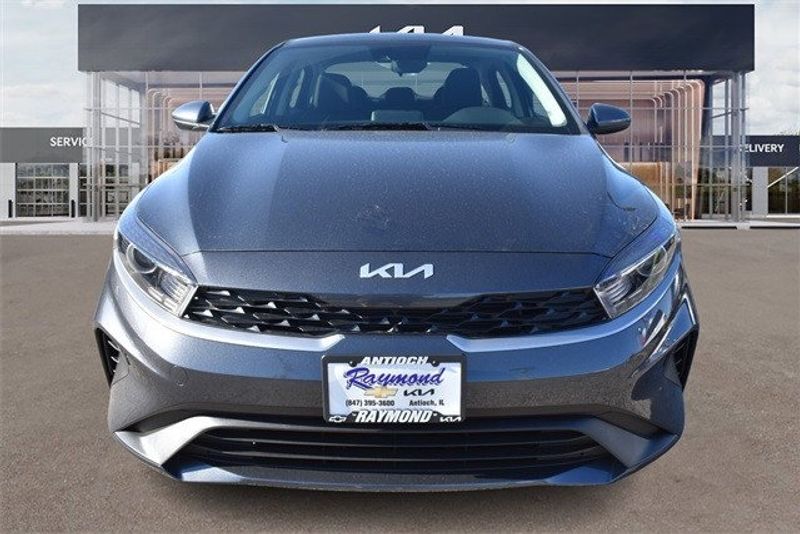 2024 Kia Forte LXSImage 9