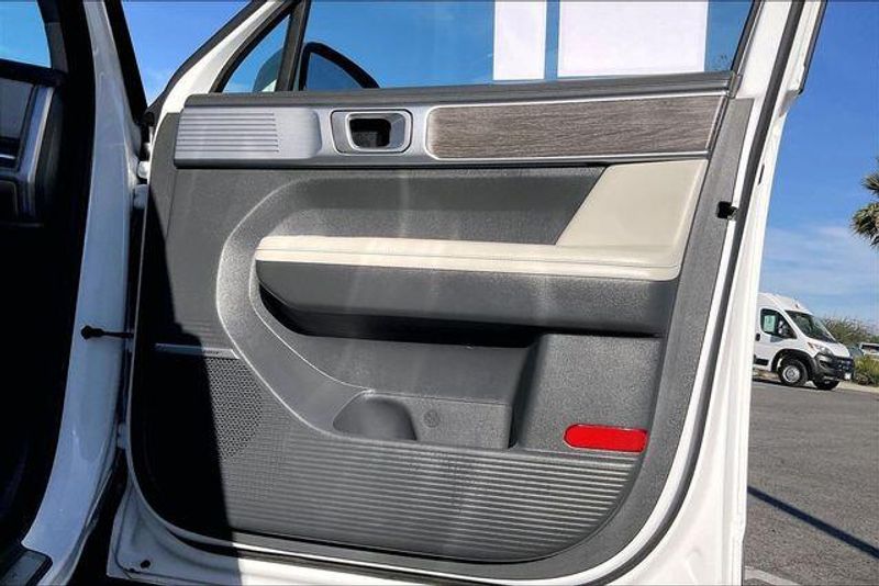 Used 2024 Hyundai Santa Fe CalligraphyImage 23