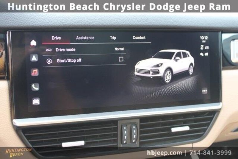 2022 Porsche Cayenne Platinum EditionImage 27