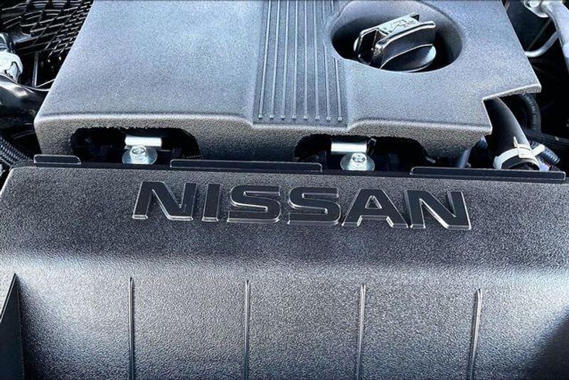 Used 2024 Nissan Frontier PRO-4XImage 32