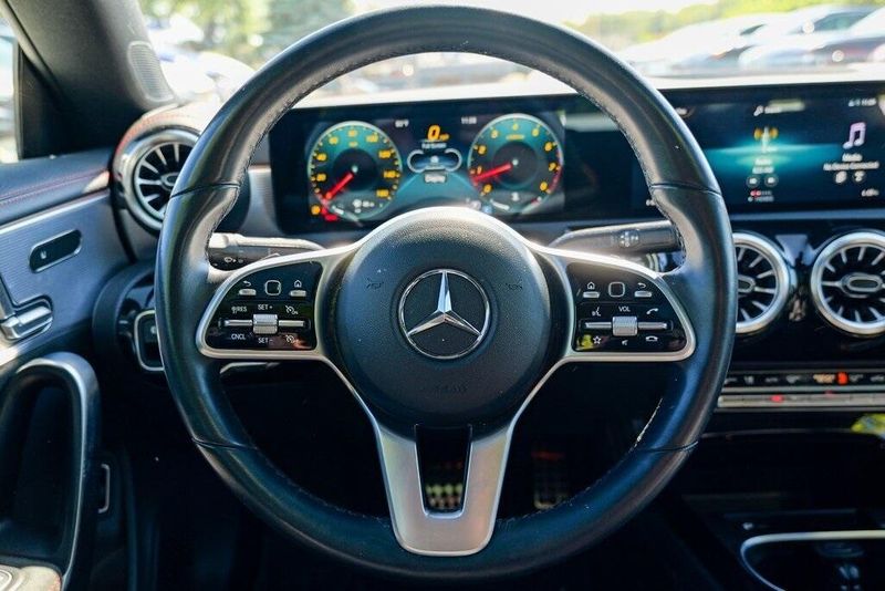 2022 Mercedes Benz CLA 250 photo 35