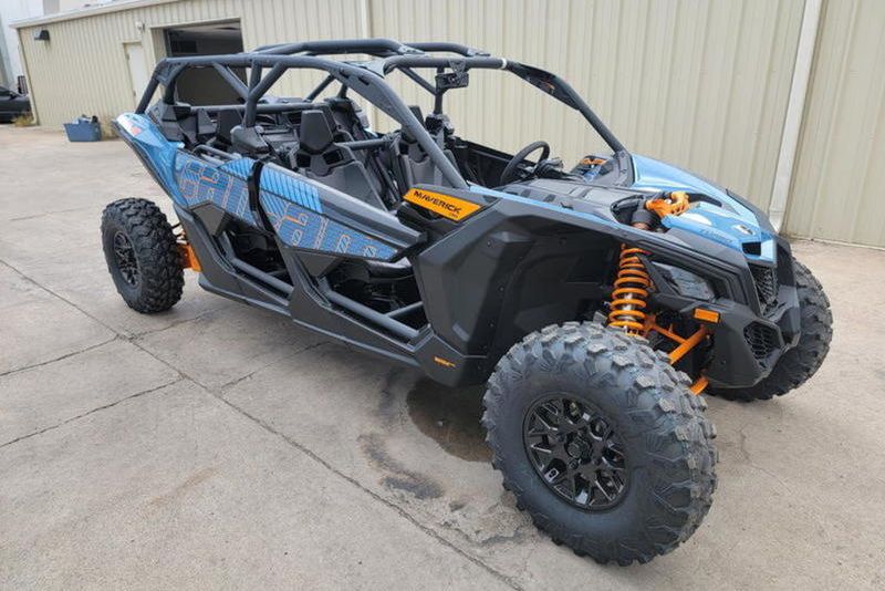 2025 CAN-AM MAVERICK X3 MAX DS TURBO SCANDI BLUE AND ORANGE CRUSH 