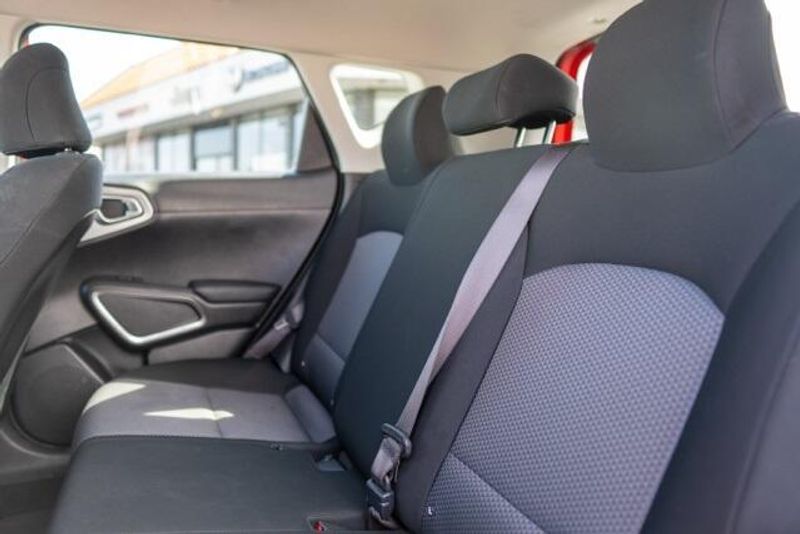 Used 2023 Kia Soul LXImage 14