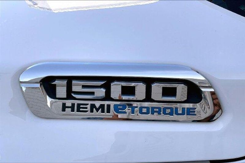 Used 2024 RAM 1500 LimitedImage 32