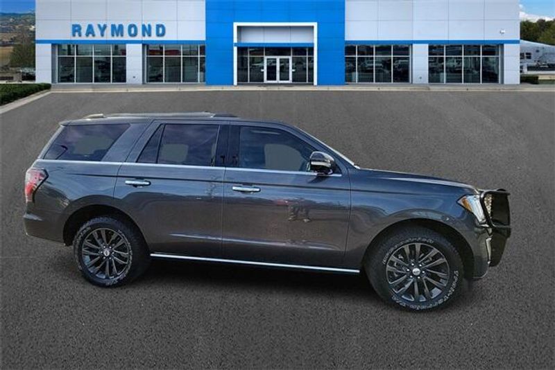 2021 Ford Expedition LimitedImage 9