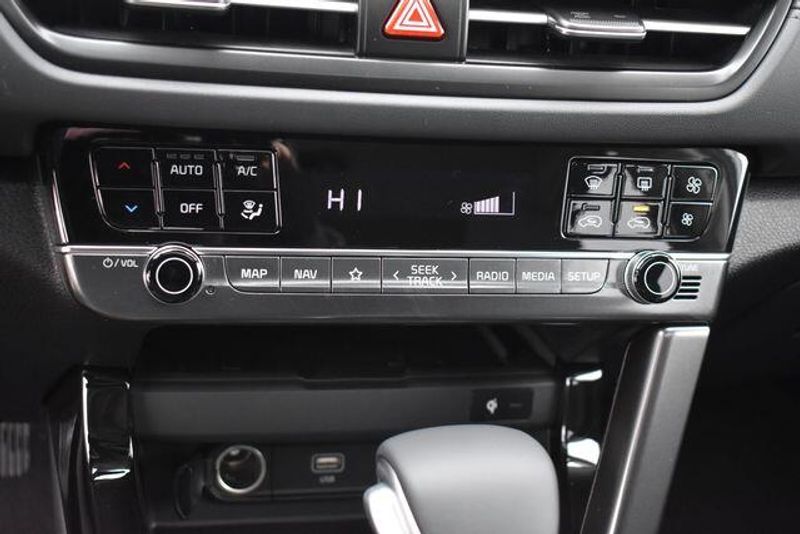 New 2026 Kia Seltos SXImage 32