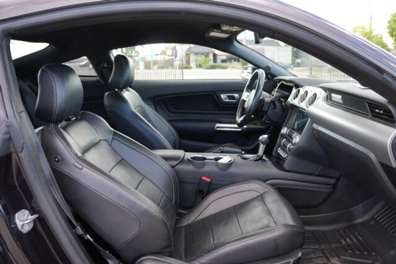 Used 2022 Ford Mustang GT PremiumImage 12