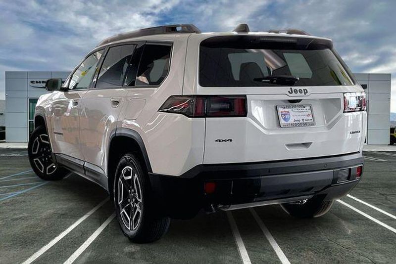 New 2026 Jeep Cherokee Limited 4x4Image 2