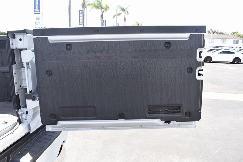 New 2025 Ford F-150 LariatImage 11