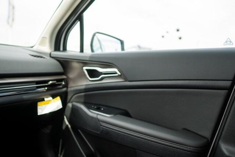 2026 Kia Sportage EXImage 15