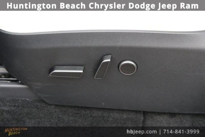 2023 Tesla Model Y Long RangeImage 30