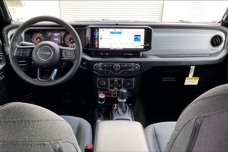 New 2026 Jeep Wrangler 4-door WillysImage 4
