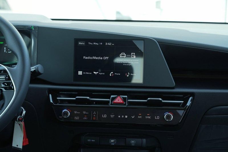 New 2026 Kia Niro LXImage 21