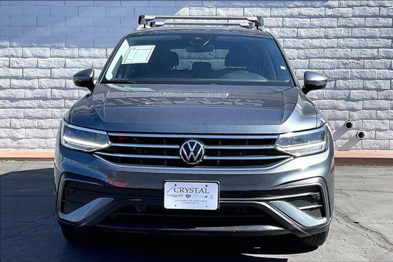 Used 2022 Volkswagen Tiguan 2.0T SEImage 2