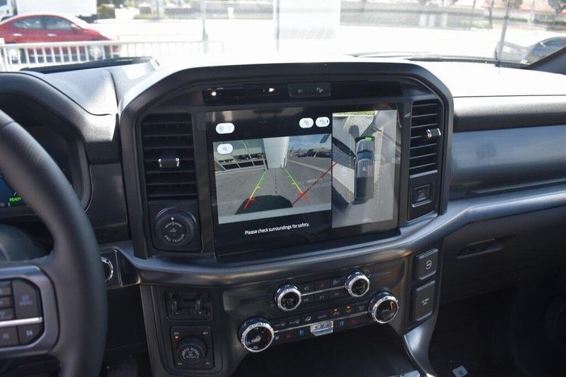 New 2025 Ford F-150 LariatImage 25