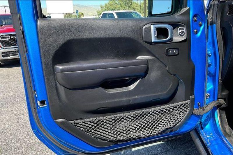 Used 2021 Jeep Gladiator RubiconImage 22