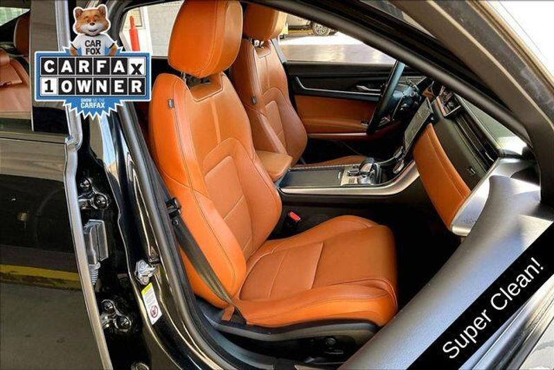 Used 2024 Jaguar XF R-Dynamic SEImage 6