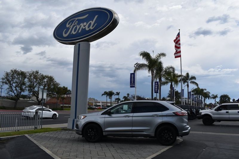 2024 Ford Edge SEImage 21