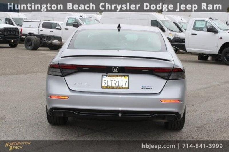 2024 Honda Accord Hybrid Sport-LImage 4