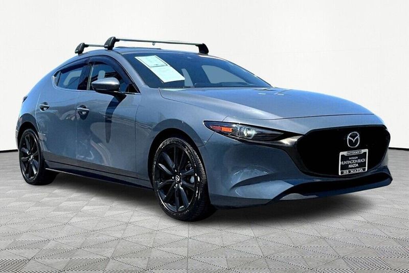 Used 2020 Mazda Mazda3 PremiumImage 7
