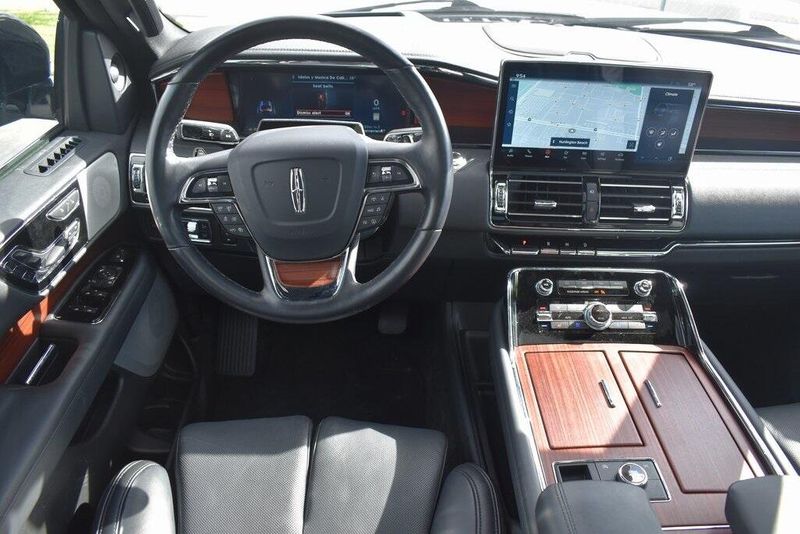 2023 Lincoln Navigator ReserveImage 19