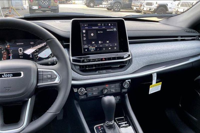 New 2026 Jeep Compass Latitude 4x4Image 5