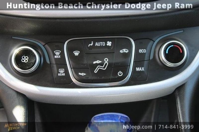 2018 Chevrolet Volt LTImage 26